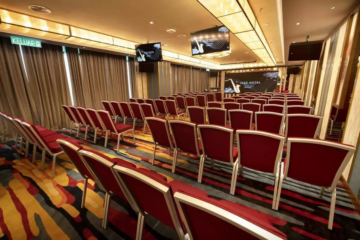 JAZZ HOTEL PENANG SALON (Copy).jpg